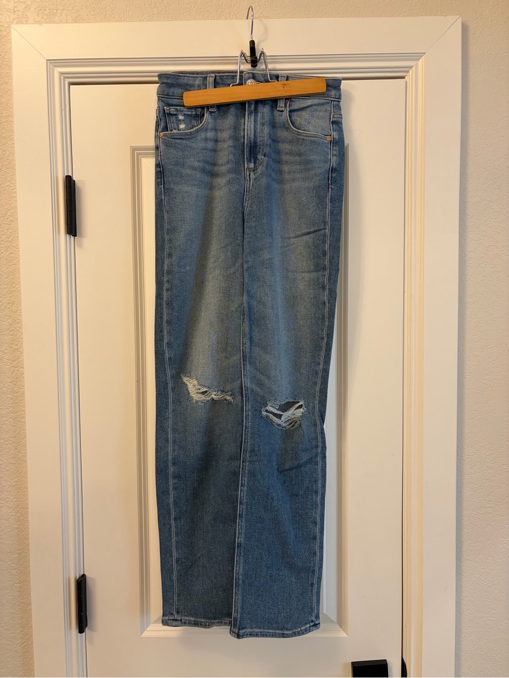 PAIGE Light Blue Straight-Leg Jeans with Knee Distress